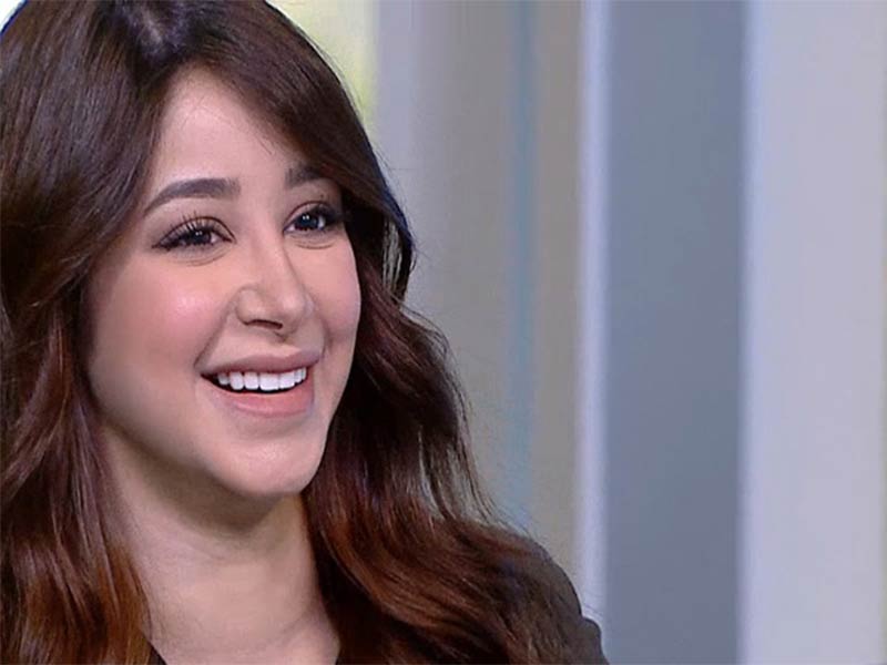 أسيل عمران في موقف محرج وهذا ردّها.. اضغط لمشاهدة الفيديو